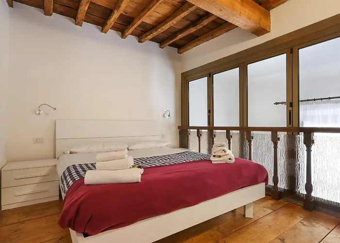 Santa Maria Novella Bright And Modern Apartment - Hosted By Sweetstay
